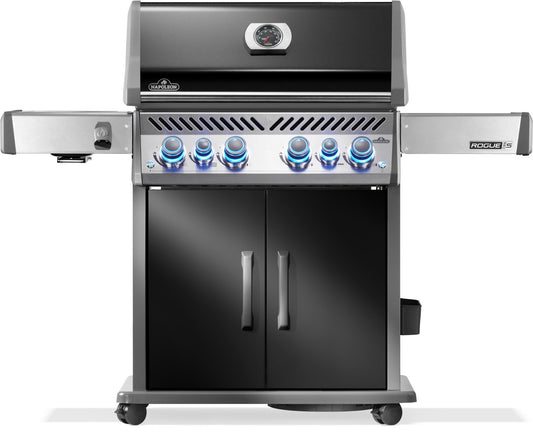 Napoleon Rogue® PRO-S 525, met RVS roosters