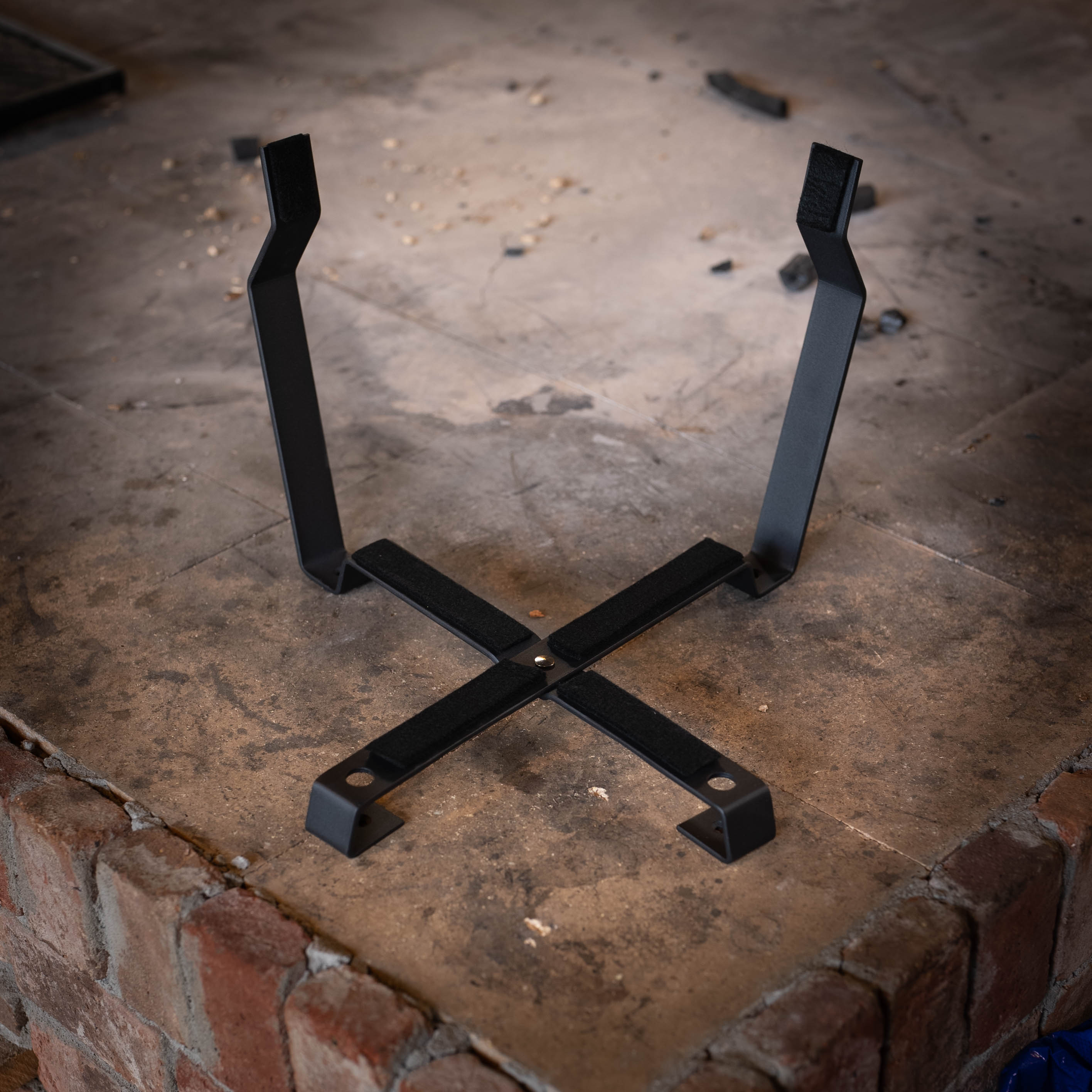 Restu Stand Table Stand – RYMBU